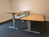 Sitz-Steh-Schreibtisch AluForce 270| worktrainer.de|Memory Display| stehend arbeiten| sitzend arbeiten| Memory Display