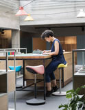 Varier Move - Sattelhocker | worktrainer.de| ergonomische Stehhilfe |aktives Arbeiten| Gesund am Arbeitsplatz| korrekte Sitzpos