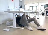 Sitz-Steh-Schreibtisch SteelForce 470 | worktrainer.de| gesundes und aktives Arbeiten | verbesserte Konzentration| Ergonomie