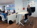 Sitz-Steh-Schreibtisch Y-Desk Bleiben Sie fit mit unseren ergonomische höhenverstellbare Schreibtische | Worktrainer.de