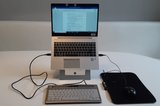 Laptopständer R-Go Riser | Effizient, gesund und ergonomisch arbeiten | Leichtes und kompaktes Arbeiten | Worktrainer.de