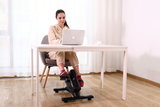 Mini-Bike Magnetic | macht das Arbeiten im Sitzen durch Treten gesünder Worktrainer.de
