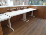 Sitz-Steh-Schreibtisch AluForce 140 - Handkurbel| Manuell verstellbarer Sitz-Steh-Schreibtisch | Gesund und aktiv arbeiten