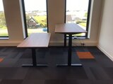 Sitz-Steh-Schreibtisch SteelForce 470 | worktrainer.de| gesundes und aktives Arbeiten | verbesserte Konzentration| Ergonomie