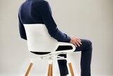 Numo mit Holzbeine Sitzen Sie gesund auf unseren ergonomische Burostuhlen | Worktrainer.de