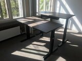 Höhenverstellbarer Schreibtisch AluForce 140 - Handkurbel| Manuell verstellbarer Sitz-Steh-Schreibtisch | Gesund und akt