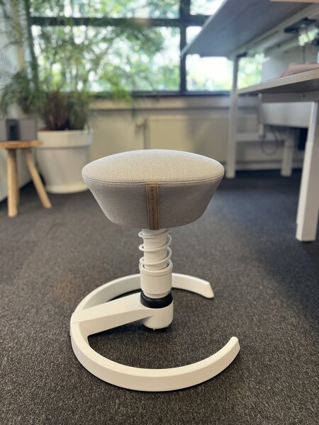 Jubiläums Aeris Swopper | Höhenverstellbarer Hocker